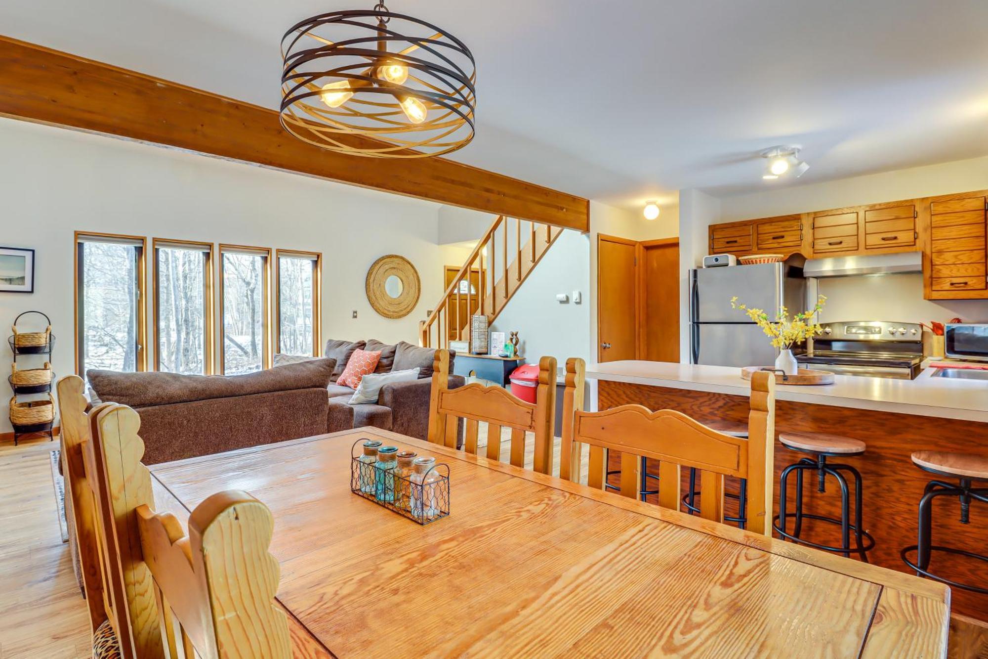 Poconos Home With Private Spa And Fire Pit Long Pond Exteriér fotografie